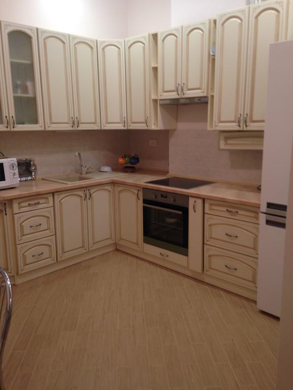3 Rooms Apartments In The City Centr Lviv Extérieur photo